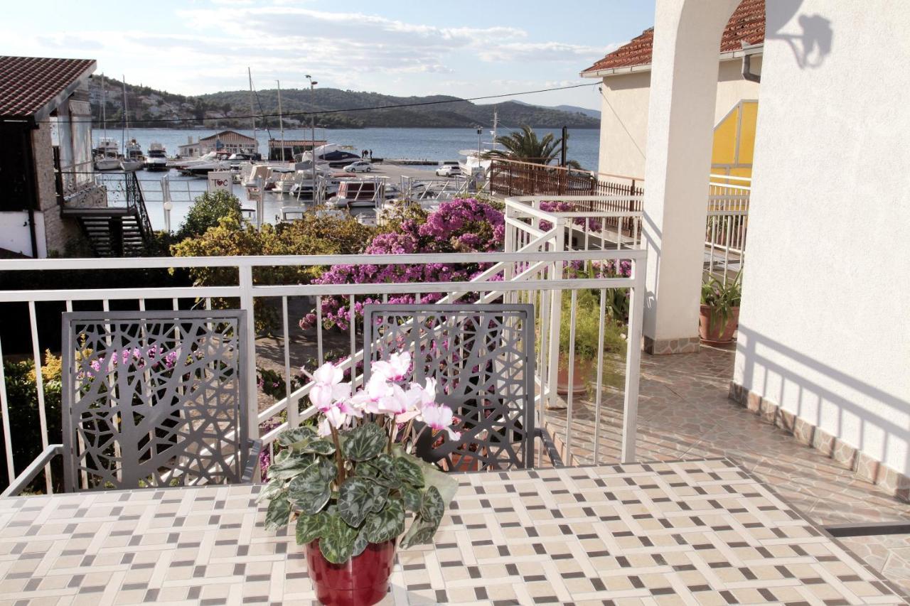 Apartments Vaska Trogir Kültér fotó